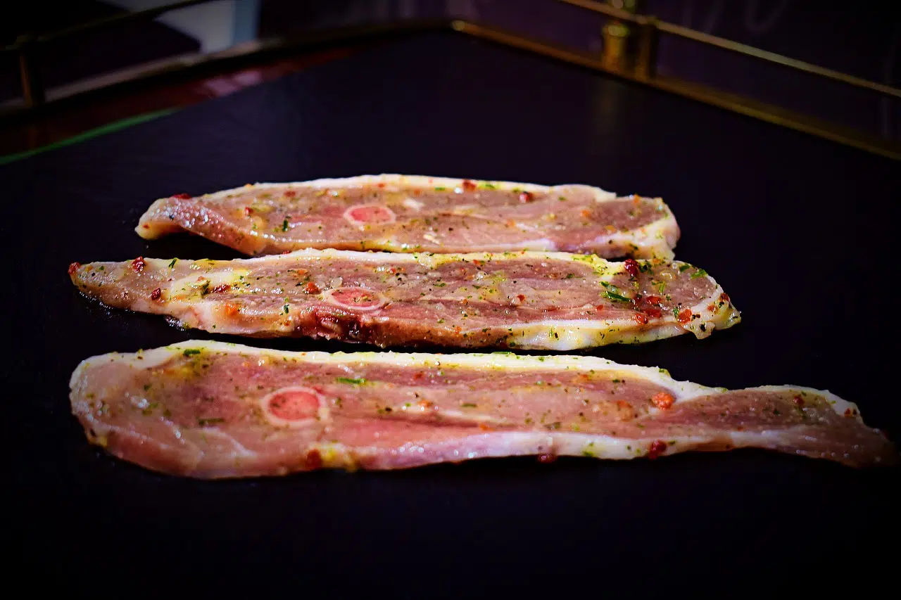 Chuletas de Pavo al Ajillo (500gr) chuletas de pavo al ajillo